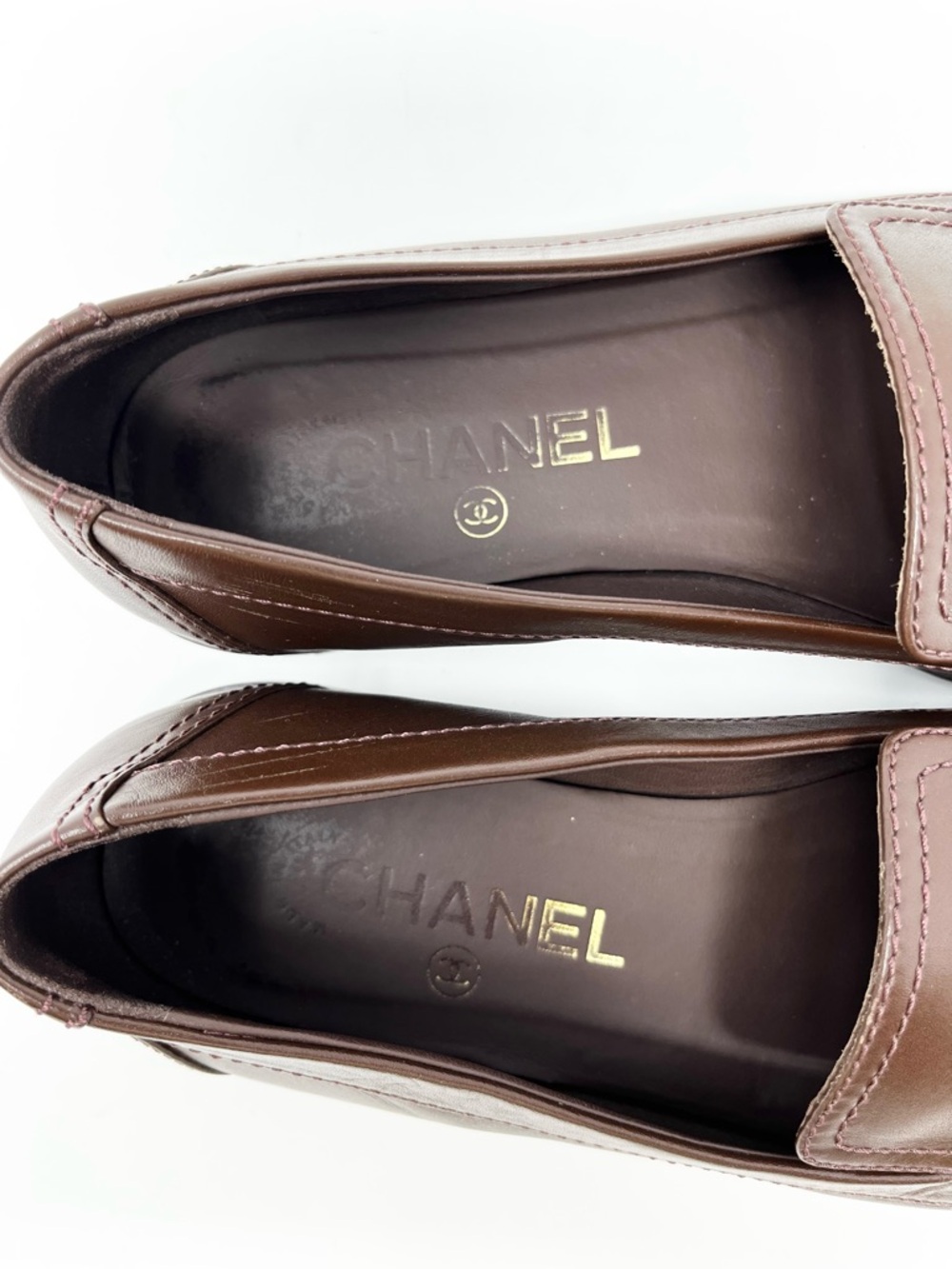 Chanel 2023 Brown Leather Gold Interlocking CC Logo Loafers Flats Shoes 37.5 - Picture 7 of 11